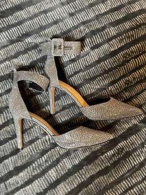 Michael Shannon Ravenna Silver Glitter Stiletto Ankle Strap Pumps